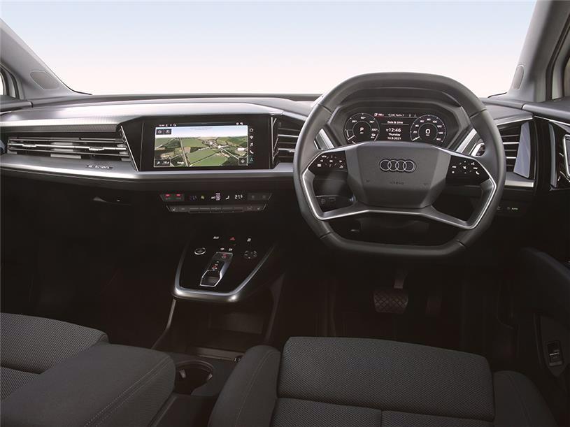 3980762 210kW 45 82kWh Sport 5dr Auto [Leather]